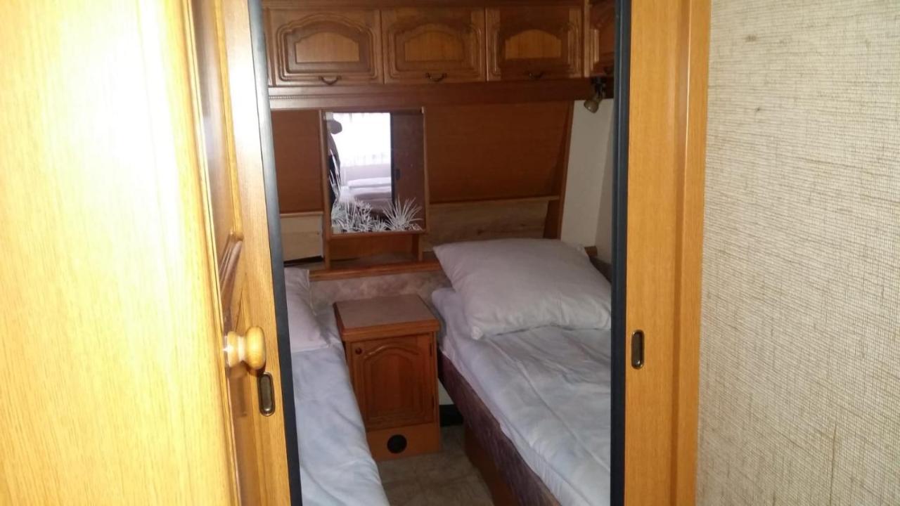 Caravans Magda Niechorze Exterior foto